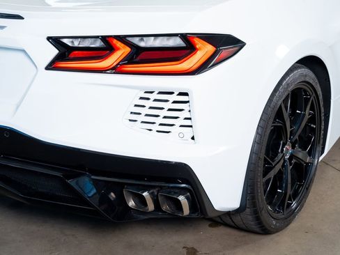 Used 2021 Chevrolet Corvette Stingray Preferred Conv w/ Battery Protection Package RWD image 14