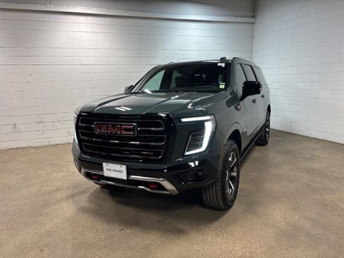 Used 2026 GMC Yukon XL AT4 Ultimate AWD/4WD image 2