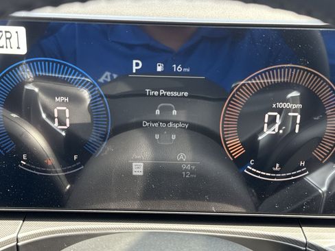 New 2027 Hyundai Santa Fe SE FWD image 17