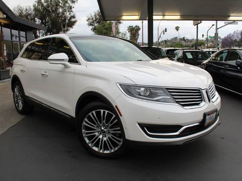 Used 2016 Lincoln MKX Reserve w/ Technology Package AWD/4WD image 7