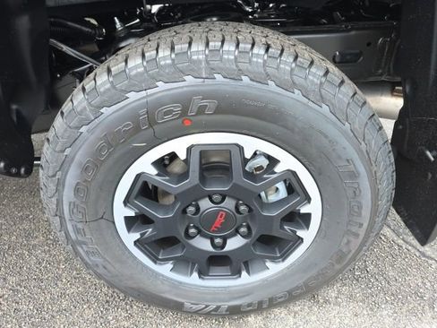 New 2026 Toyota Tacoma TRD Off-Road image 7