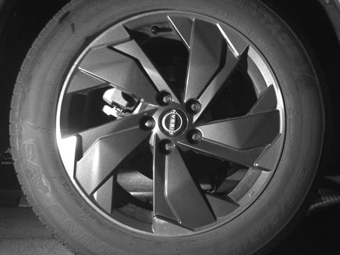 Used 2025 Nissan Rogue SV image 15