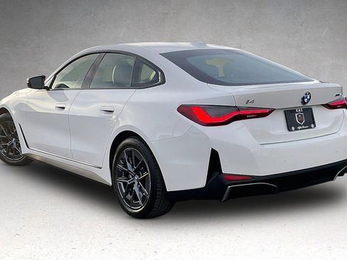 Used 2023 BMW i4 eDrive40 image 31