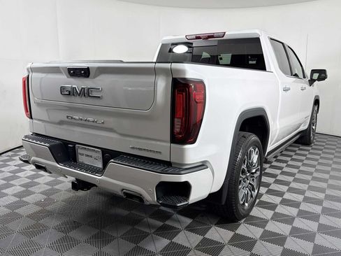 Used 2024 GMC Sierra 1500 Denali Ultimate AWD/4WD image 6
