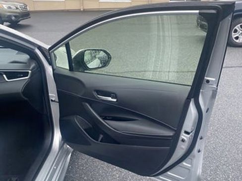 Used 2024 Toyota Corolla SE image 14