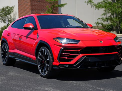 Used 2019 Lamborghini Urus AWD/4WD image 1