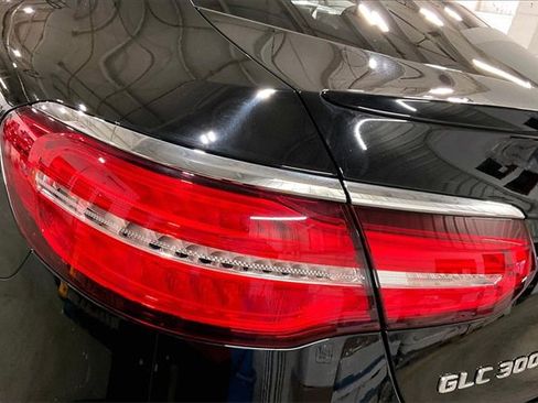 Used 2019 Mercedes-Benz GLC 300 4MATIC Coupe image 30