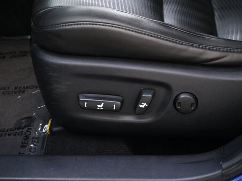 Used 2013 Lexus CT 200h w/ F Sport Pkg w/Nuluxe Trim FWD image 32