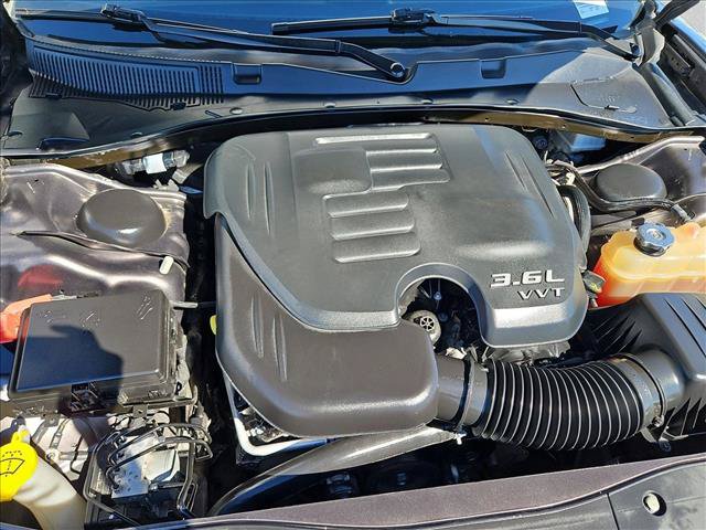 Used 2023 Dodge Charger SXT w/ Blacktop Package RWD image 22