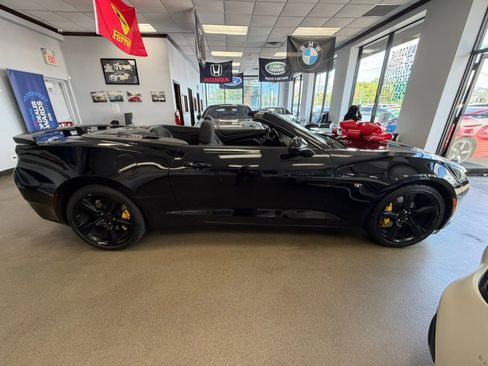 Used 2017 Chevrolet Camaro SS RWD image 36