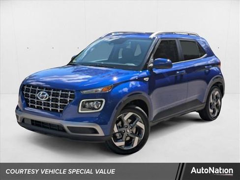 New 2025 Hyundai Venue Limited image 1