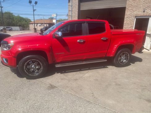 Used 2015 Chevrolet Colorado LT w/ LT Convenience Package AWD/4WD image 2