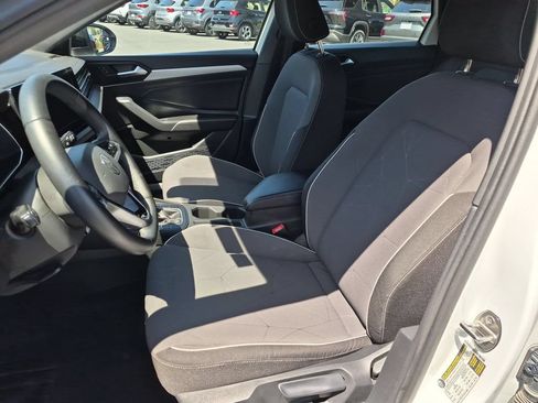 Used 2025 Volkswagen Jetta Sport FWD image 25