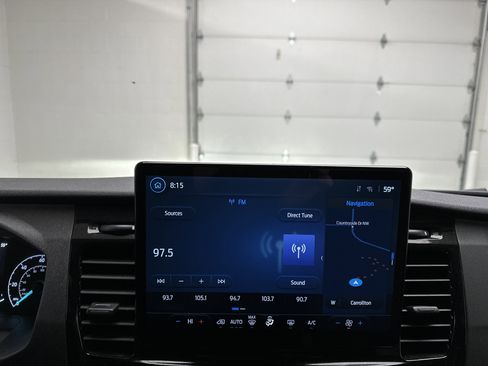 Used 2023 Ford Transit 350 XLT image 30