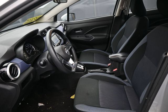Used 2024 Nissan Versa SV FWD image 15