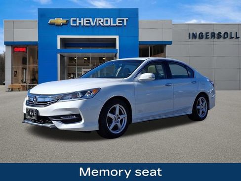 Used 2017 Honda Accord EX-L image 3