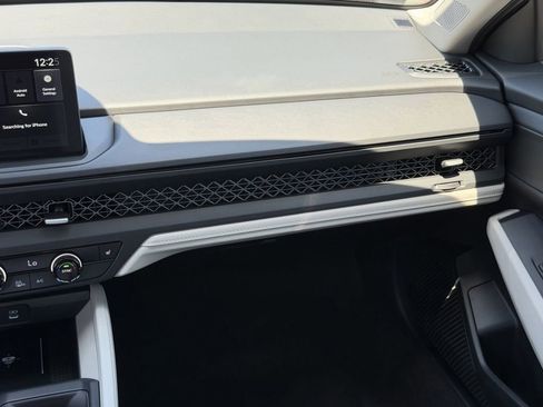 Used 2026 Honda Accord SE image 15
