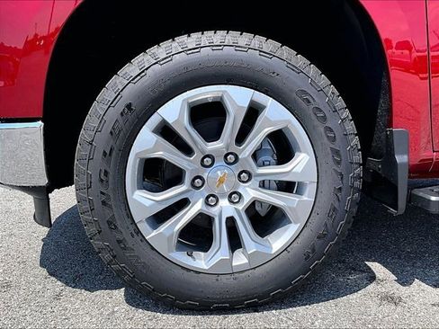 New 2026 Chevrolet Silverado 1500 LTZ w/ LTZ Premium Package AWD/4WD image 7
