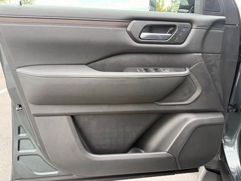 New 2026 Nissan Armada SL w/ Convenience Package image 10