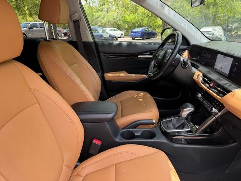 Used 2024 Kia Seltos EX FWD image 9