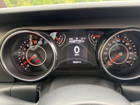 Used 2019 Jeep Wrangler Unlimited Sport AWD/4WD image 12