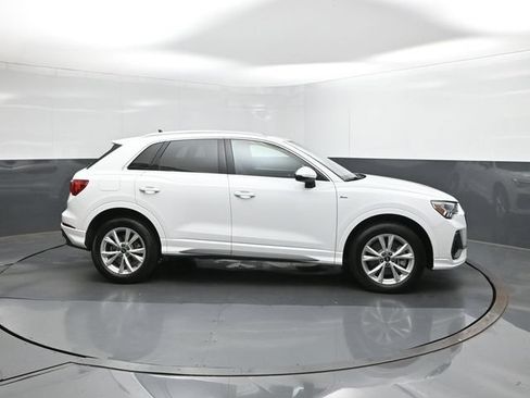 Used 2025 Audi Q3 2.0T Premium AWD/4WD image 15