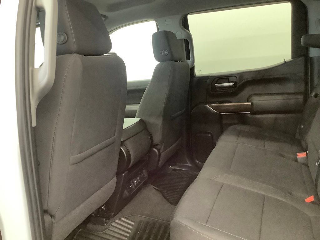 Used 2021 Chevrolet Silverado 1500 RST w/ Rally Edition AWD/4WD image 9