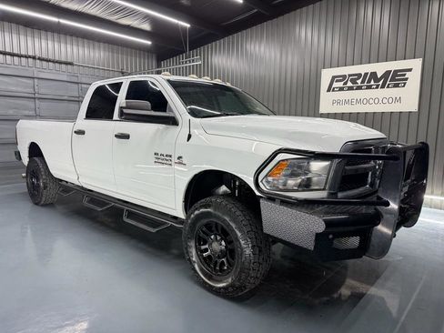 Used 2017 RAM 3500 Tradesman w/ Chrome Appearance Group AWD/4WD image 2