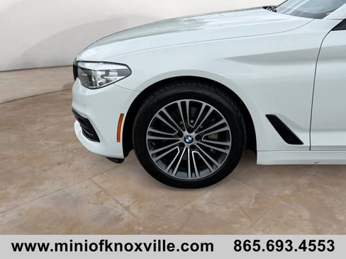 Used 2019 BMW 530i w/ Convenience Package RWD image 9