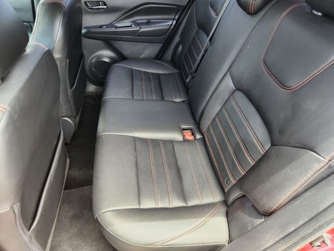 Used 2018 Nissan Kicks SR w/ Premium Package FWD image 30