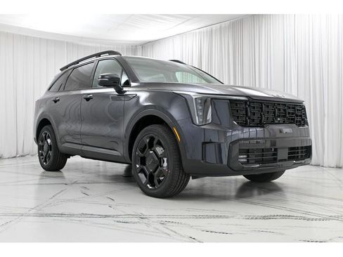 New 2026 Kia Sorento AWD image 2