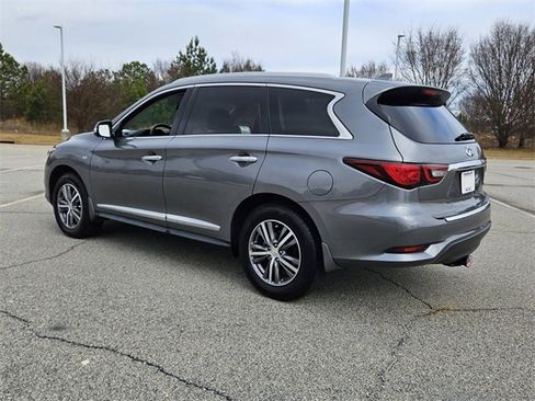 Used 2020 INFINITI QX60 Luxe w/ Essential Package image 9