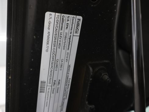 Used 2019 Ford F350 Lariat w/ Chrome Package image 19