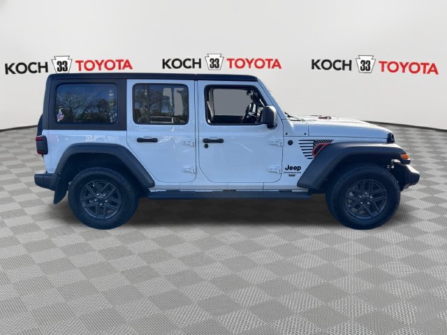 Used 2024 Jeep Wrangler Unlimited Sport AWD/4WD image 9