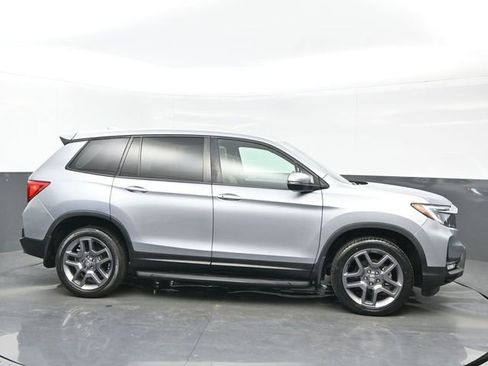 Used 2023 Honda Passport EX-L image 7