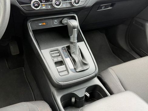 Used 2025 Honda CR-V LX image 17