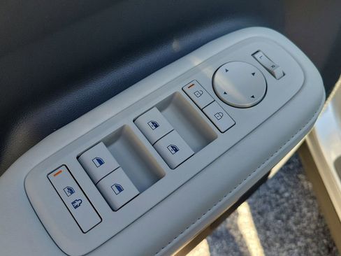 New 2026 Hyundai Santa Fe SEL FWD image 18