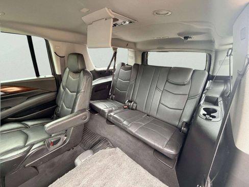 Used 2015 Cadillac Escalade ESV Premium AWD/4WD image 27