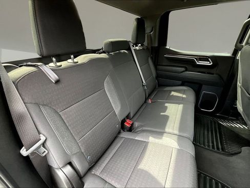 Used 2025 Chevrolet Silverado 1500 LT AWD/4WD image 23