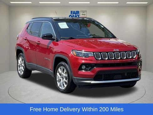 Certified 2025 Jeep Compass Limited AWD/4WD image 1