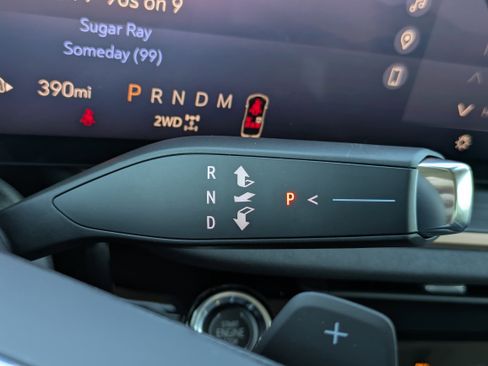 New 2026 Buick Envision Sport Touring image 21