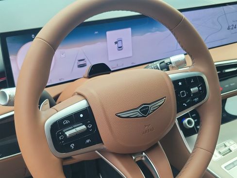 New 2026 Genesis GV70 2.5T Advanced AWD/4WD image 8