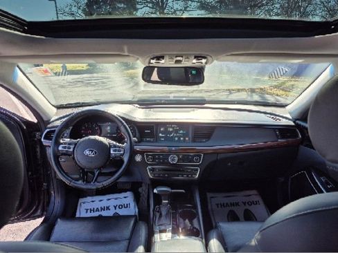 Used 2017 Kia Cadenza Technology image 35