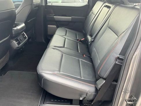 Used 2022 Ford F150 Lariat image 12