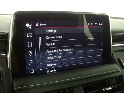 Used 2022 GMC Yukon SLT w/ SLT Luxury Package image 38