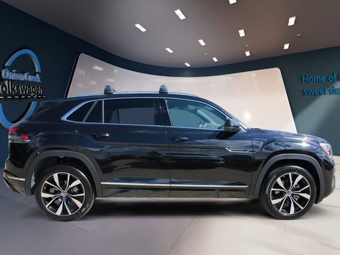 New 2026 Volkswagen Atlas Cross Sport SEL Premium R-Line AWD/4WD image 4
