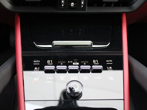 New 2026 Porsche Cayenne image 26