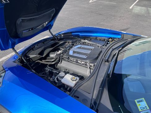 Used 2016 Chevrolet Corvette Z06 w/ Z07 Performance Package RWD image 4