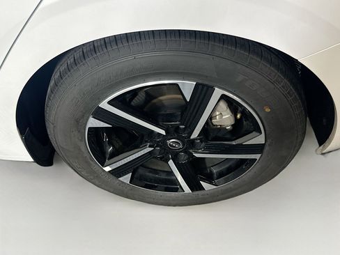 Used 2024 Nissan Sentra SV image 11