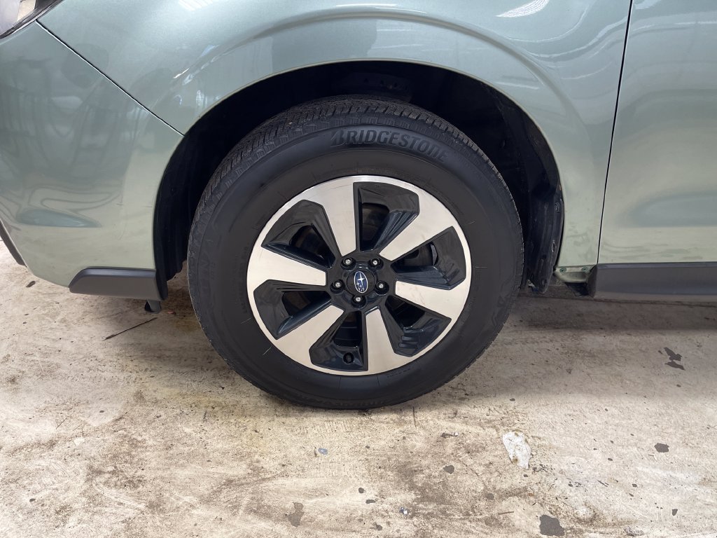 Used 2018 Subaru Forester 2.5i Premium AWD/4WD image 11